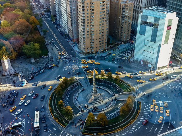 new york traffic buildings